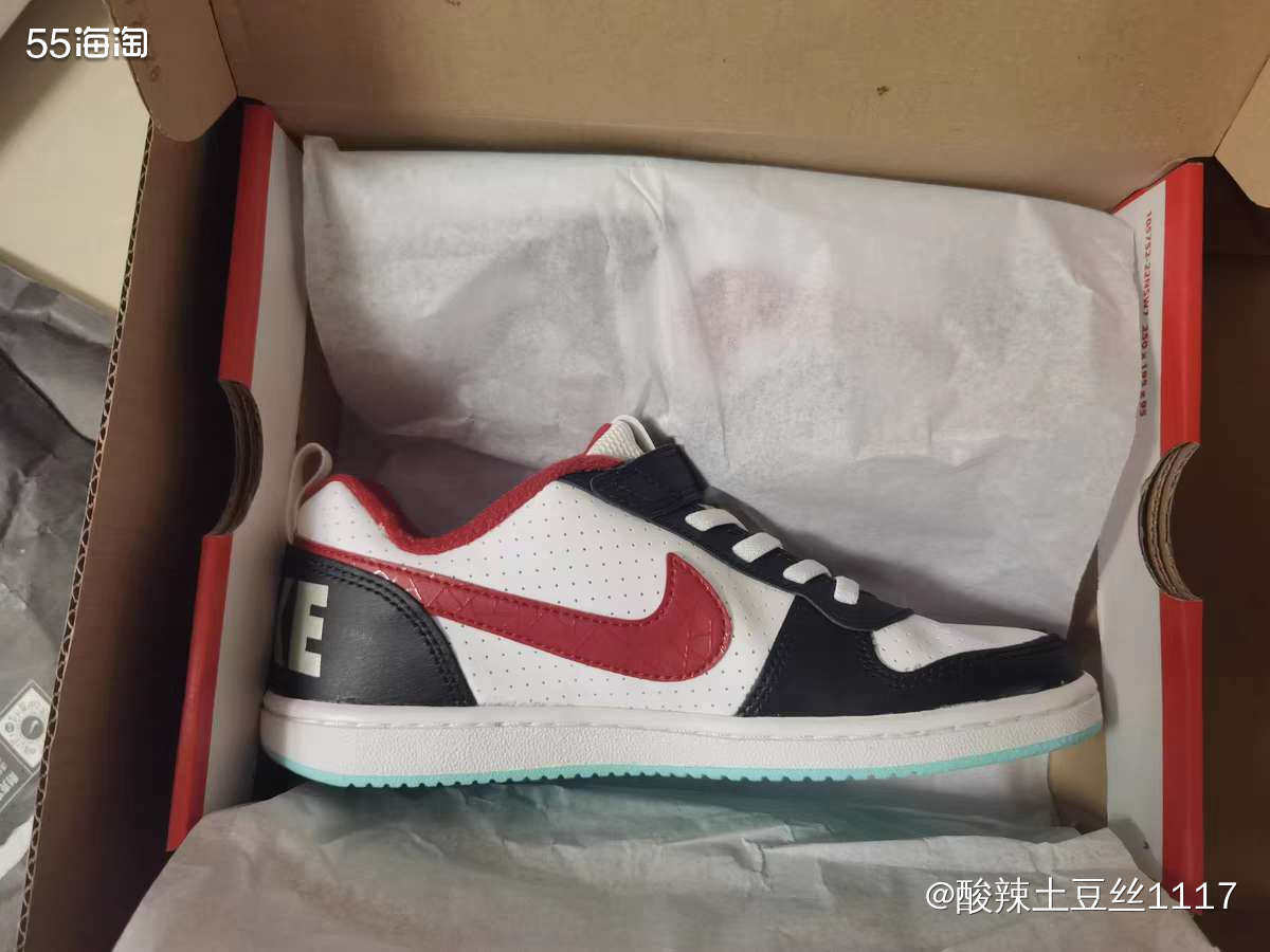 知道为什么自己家小孩很喜欢穿这个鞋，虽然我知道这个鞋底是真的