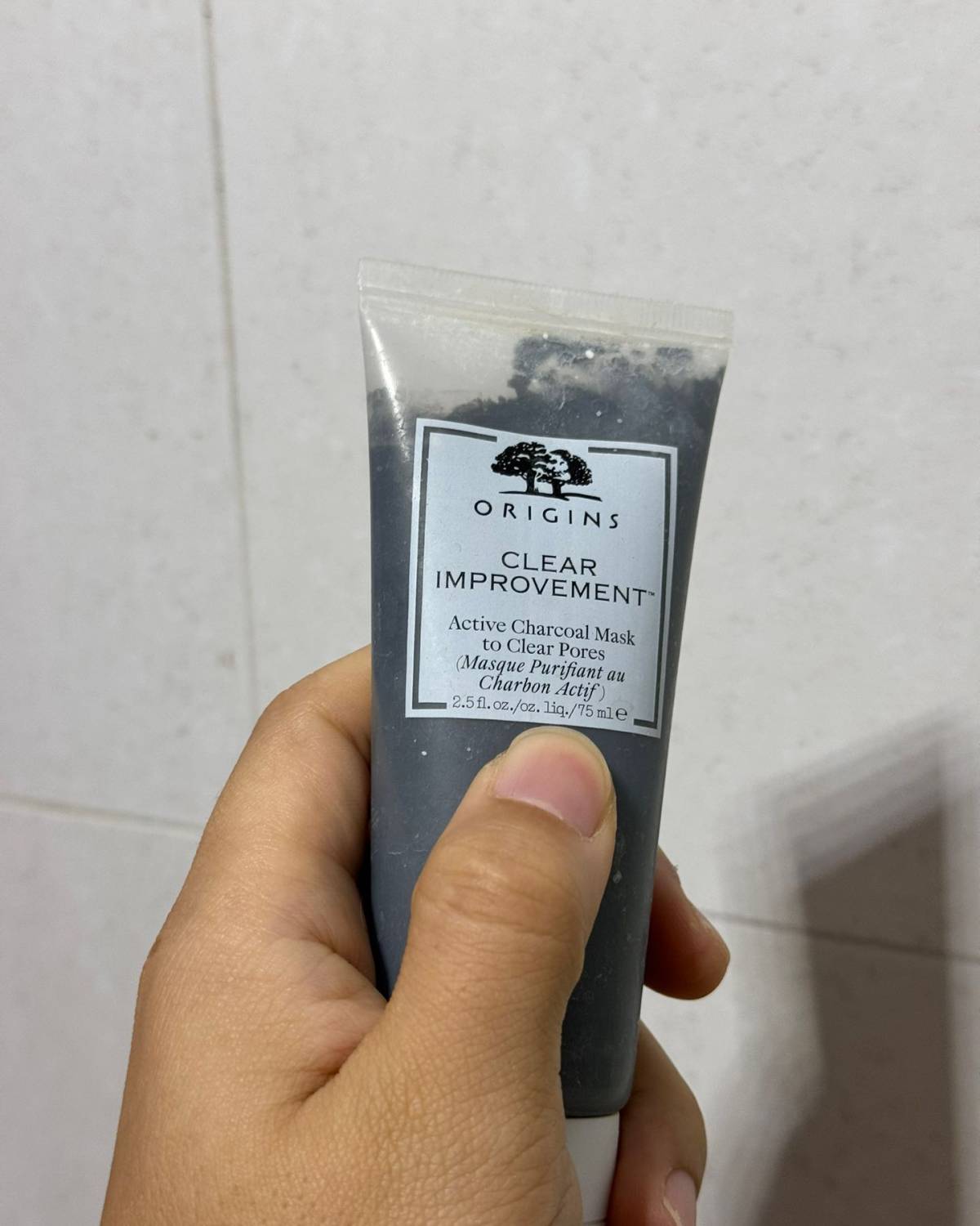 周二踢完球到家已经累瘫，只想尽快睡觉，所以直接热水打湿脸打开