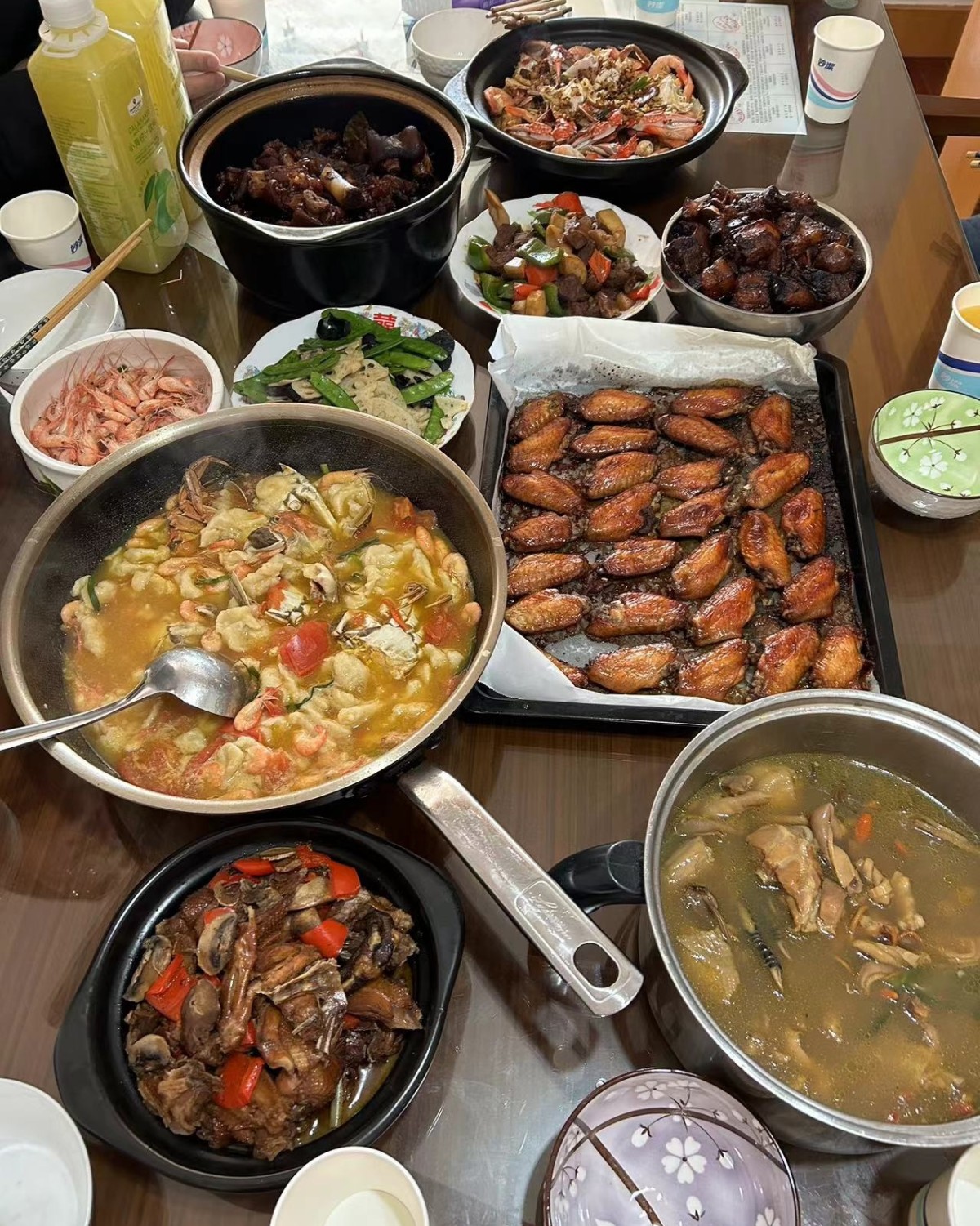 这次家庭聚餐是约了很久大家才有时间聚一起，我家小姨的手艺真绝