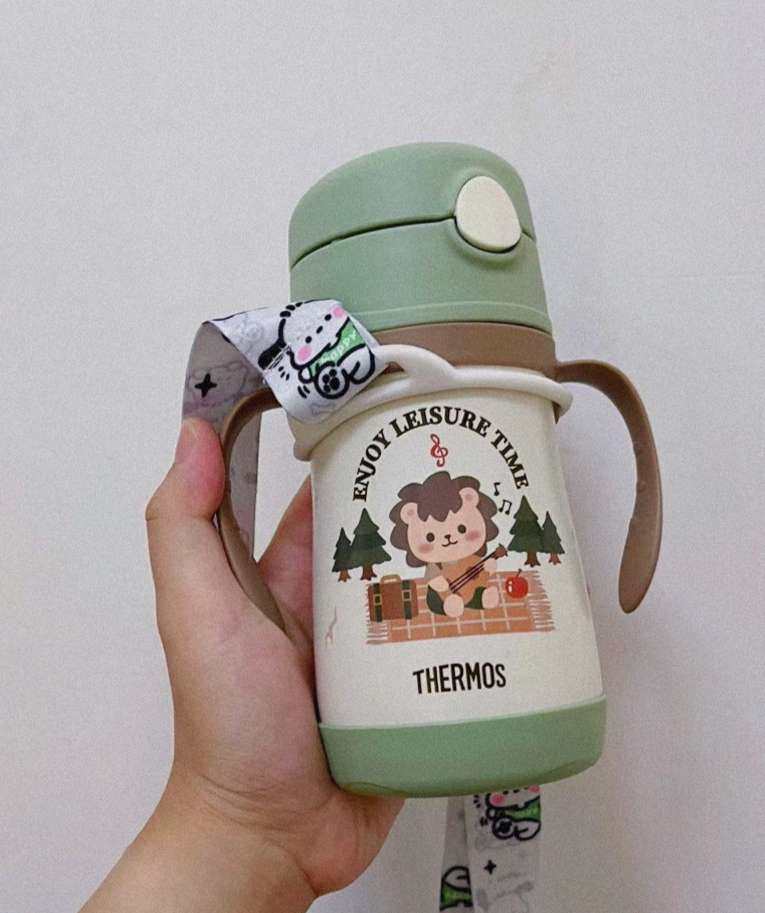 宝宝保温杯里面比较有名的就是膳师了，膳师在亚马逊也可以买到哦