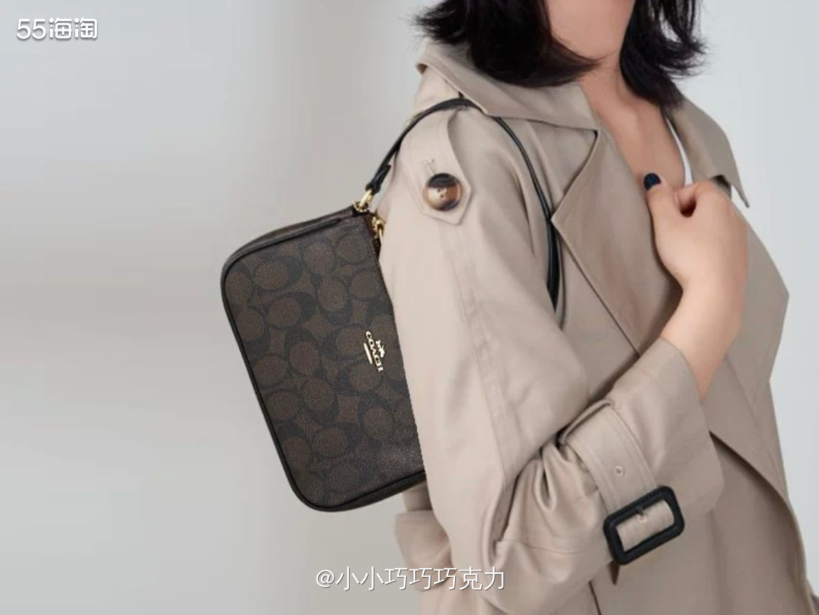 coach的麻将包真的很火呀，现在几乎是大街上最常见的款式了