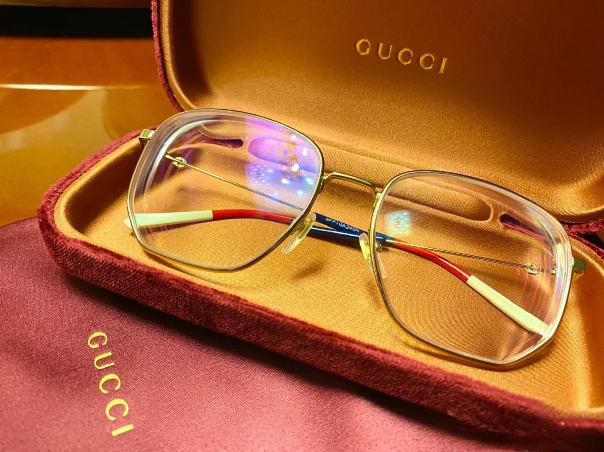 selfrige 最近高返哦，有客户需要Gucci眼镜，这不