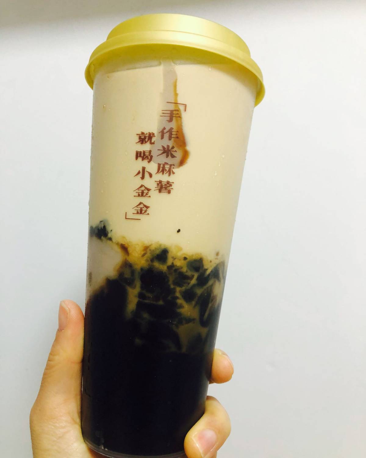 出门剪头看到炒货店刚出炉的板栗新鲜热乎很不错哎！又到可以吃板