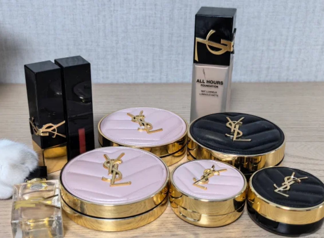 LF买的两瓶，一瓶25镑左右，折合RMB220左右 买了两款
