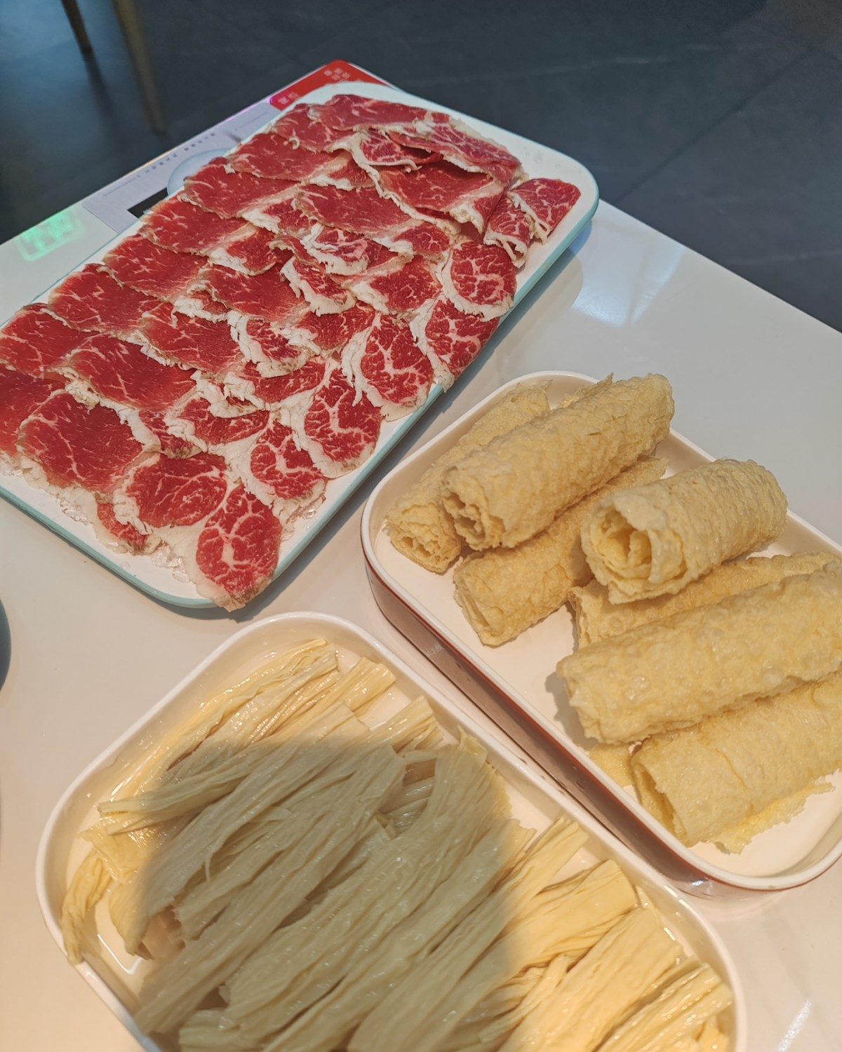 闺蜜约饭，约火锅，二两椒，冬天真的就是火锅更适合啊！，暖心暖