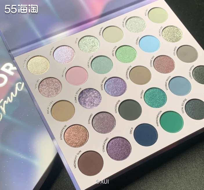ColourPoP不得不说真是彩妆界的劳模，一直都有联名创新