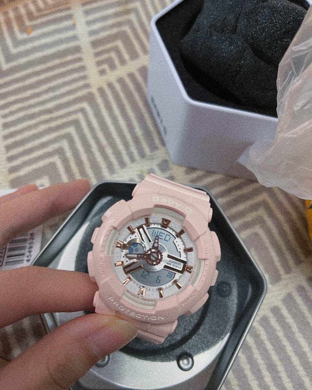 亚马逊黑五奖品到啦，是卡西欧baby G  没想到这么快就到