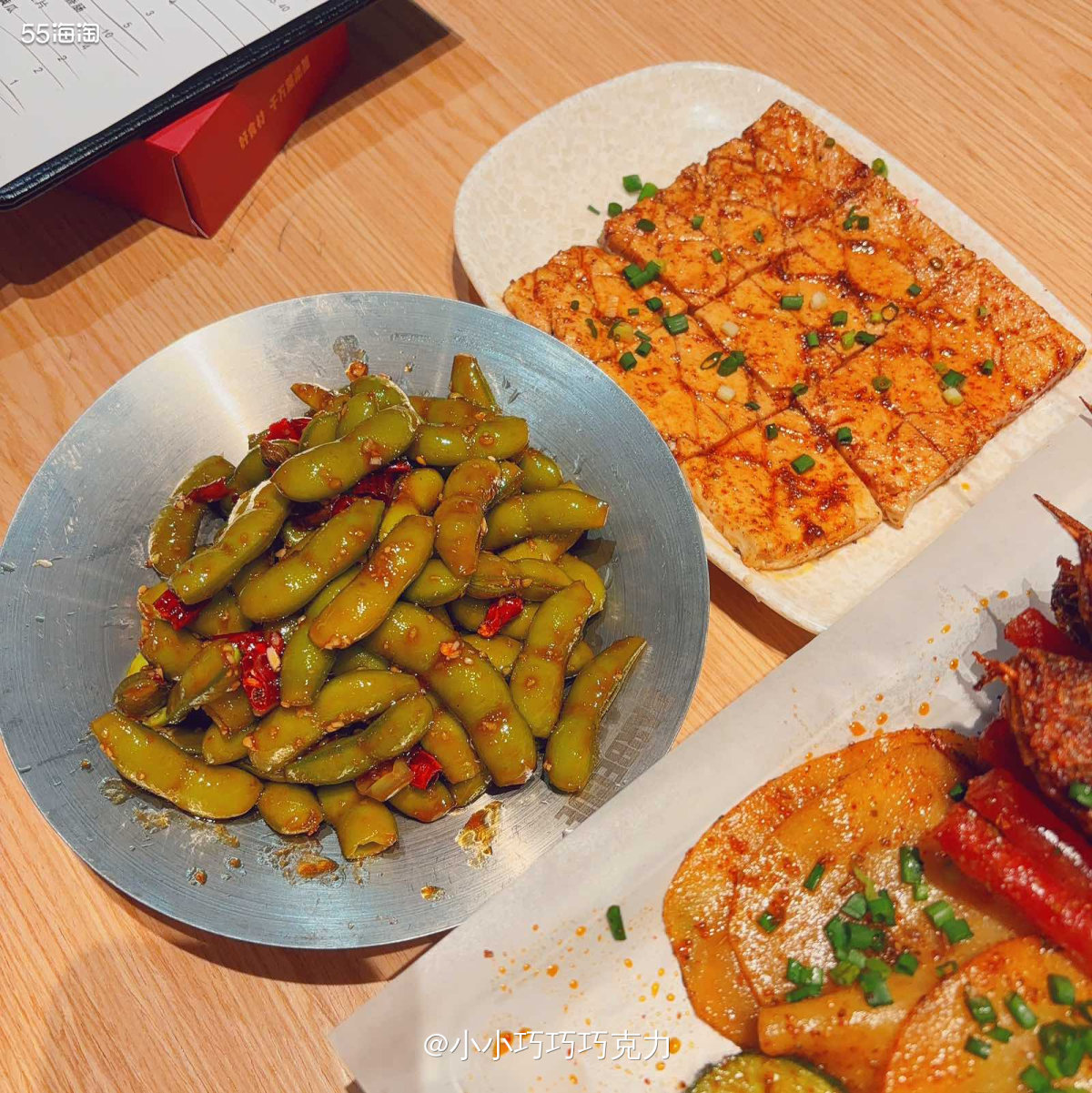 这是周二晚上的晚餐，本来当天晚上不太饿就不准备做饭了，我吃了