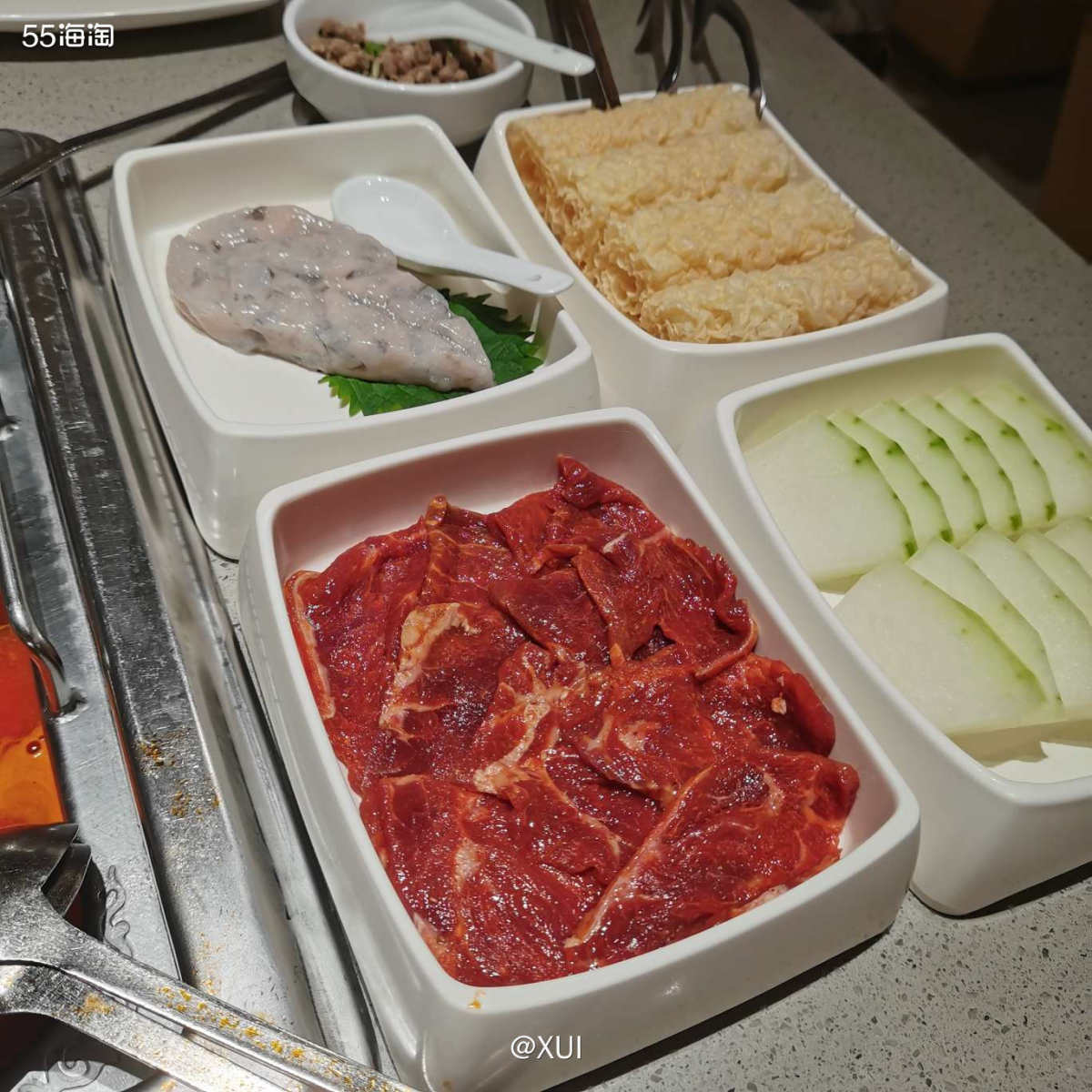 前两天给朋友送点东西就顺便聚餐吃饭了，翻看了一下最近没啥餐厅