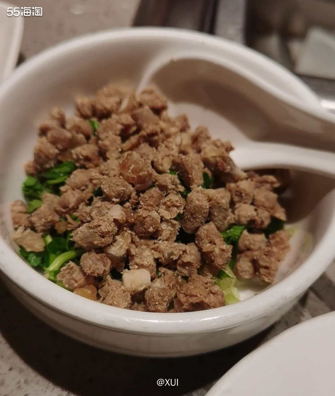 前两天给朋友送点东西就顺便聚餐吃饭了，翻看了一下最近没啥餐厅