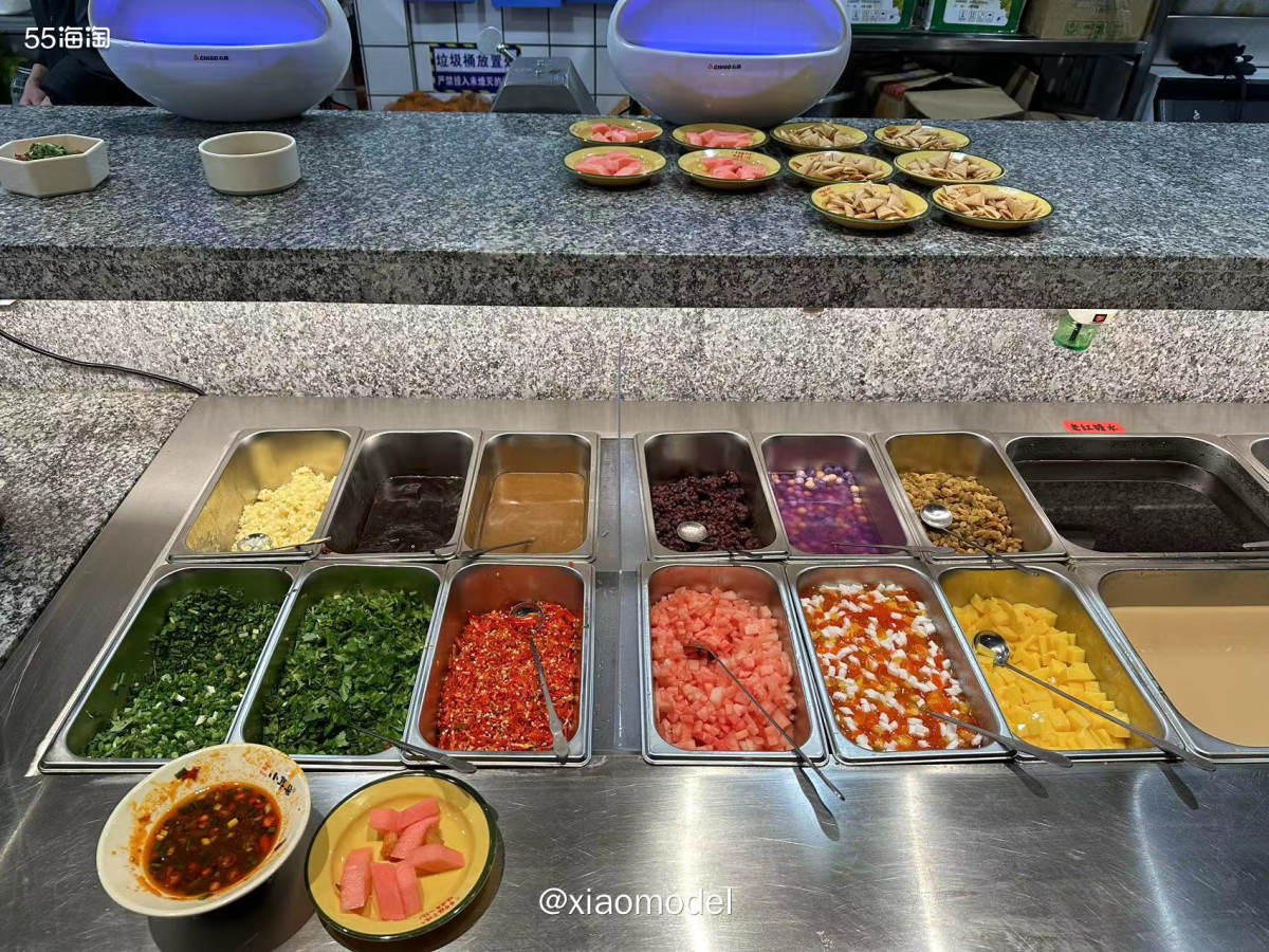 ❤️周六好友又约我去吃自助+逛街啦！这家自助全牛火锅串串是她