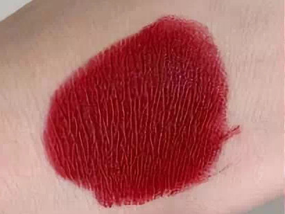 Coulourpop的金管星星系列唇膏💄颜值和实力都在线！