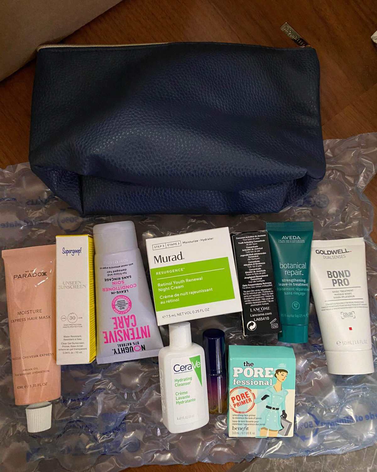 11月23下单，12.9就收到了，速度比平时快了不少，全都是