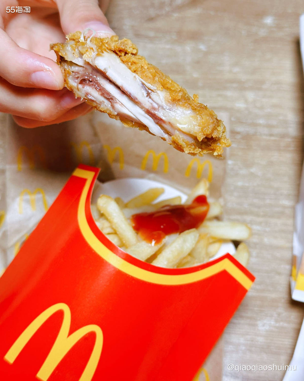 昨晚看了几集《凶案深处》，没觉得案子咋样，但看人家上面吃肯德