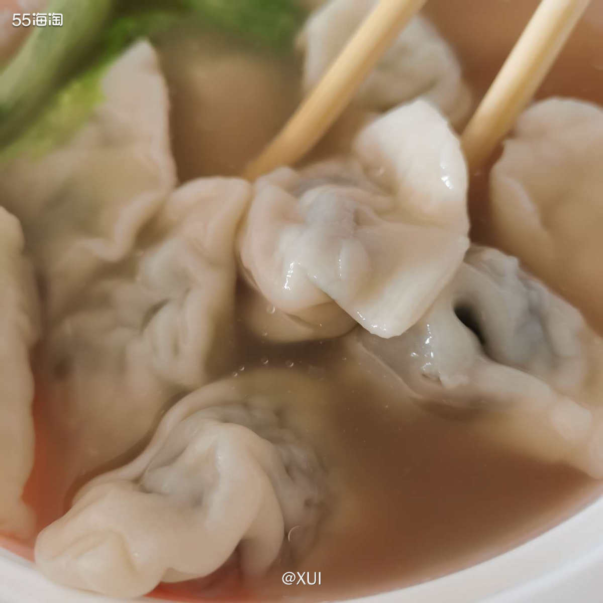 自己家不怎么做饺子，想吃的时候直接点外卖非常方便，天气变冷吃