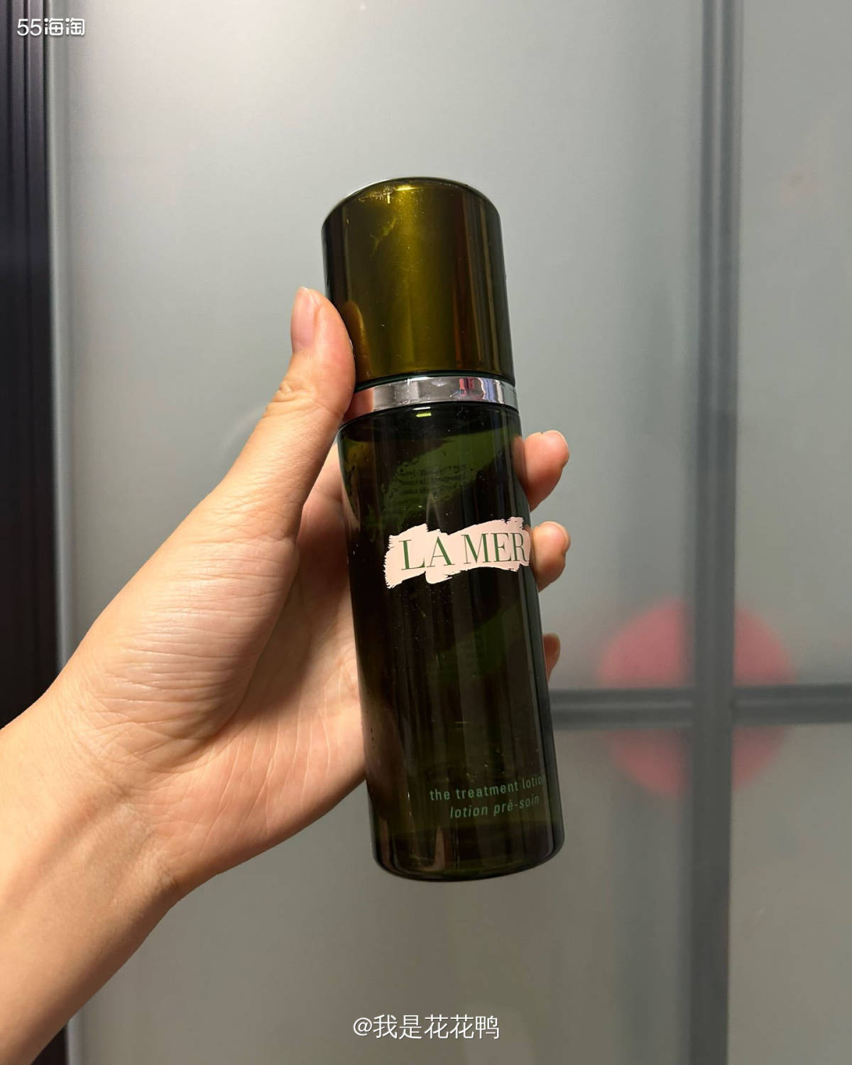 ❤️精粹水也是一年四季都在用的水啦，看我的瓶子还是老款，因为