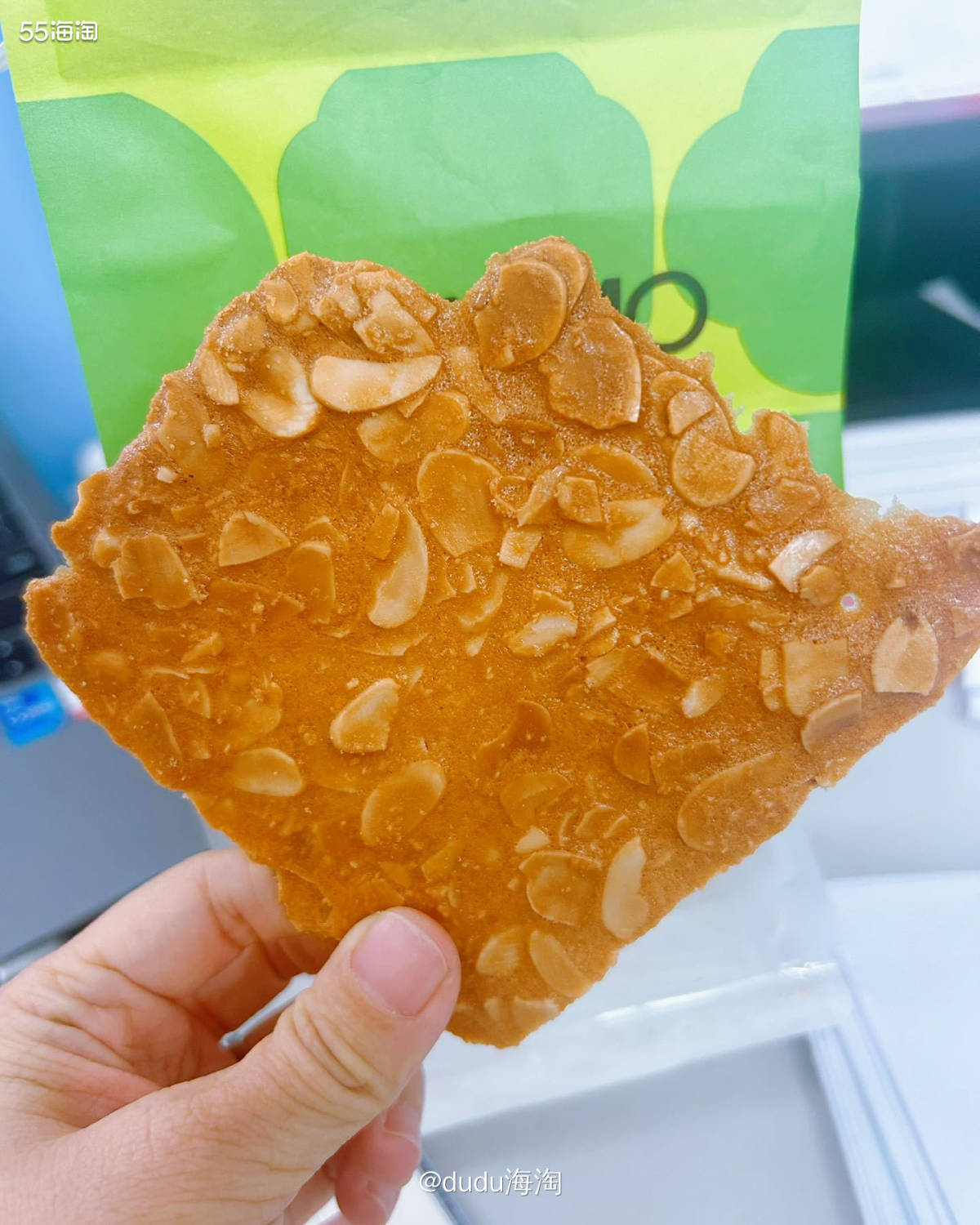 💕今天中午本来打算去食堂吃饭的，结果同事说咱俩在办公室吃泡