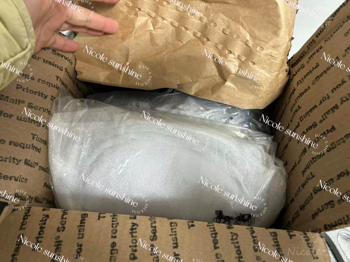 大家伙儿都说麻将包的可爱，也有小伙伴一直担心它太小了。逛了一