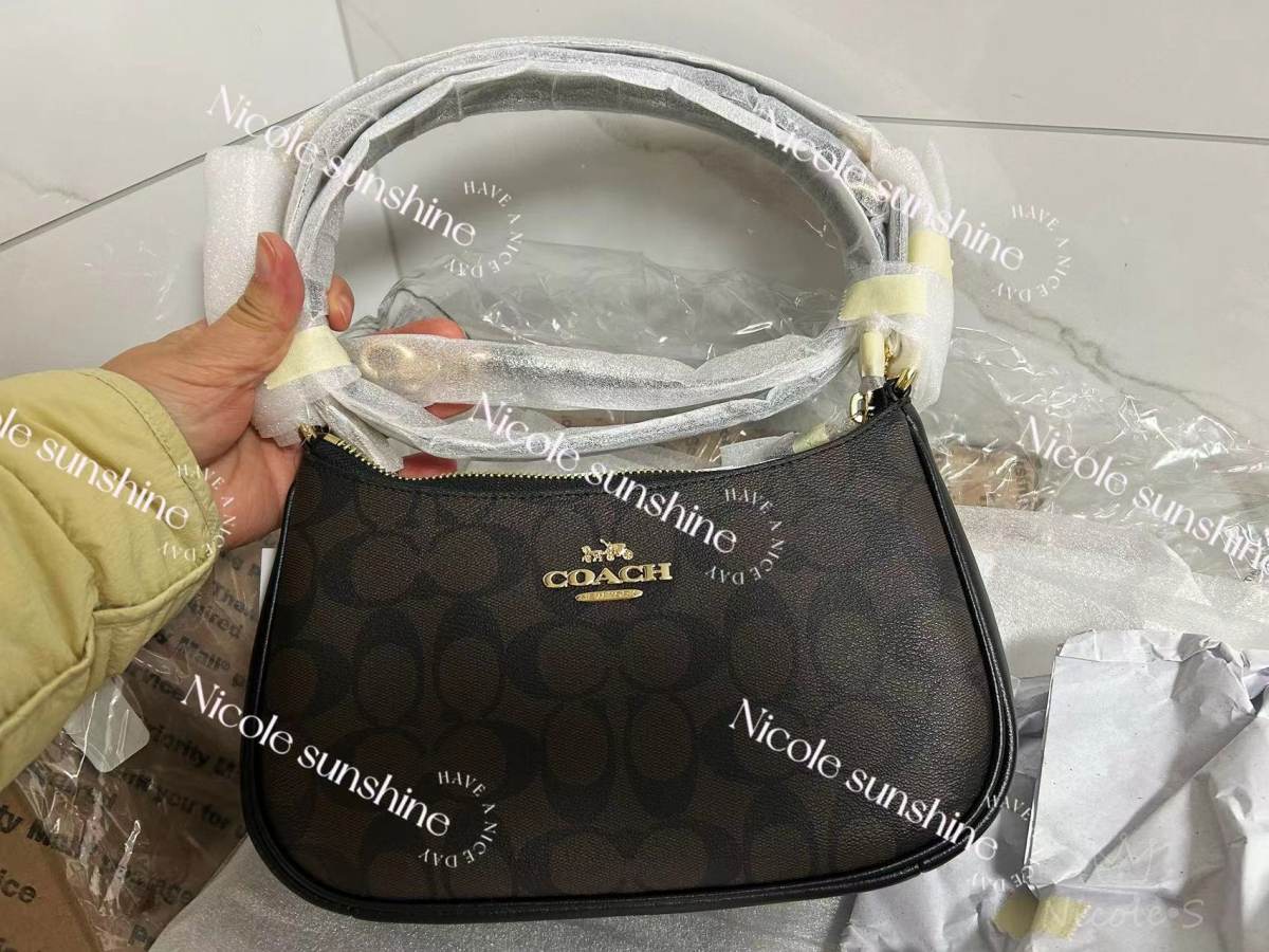 下单网址：coach outlet 下单款式：Teri sh