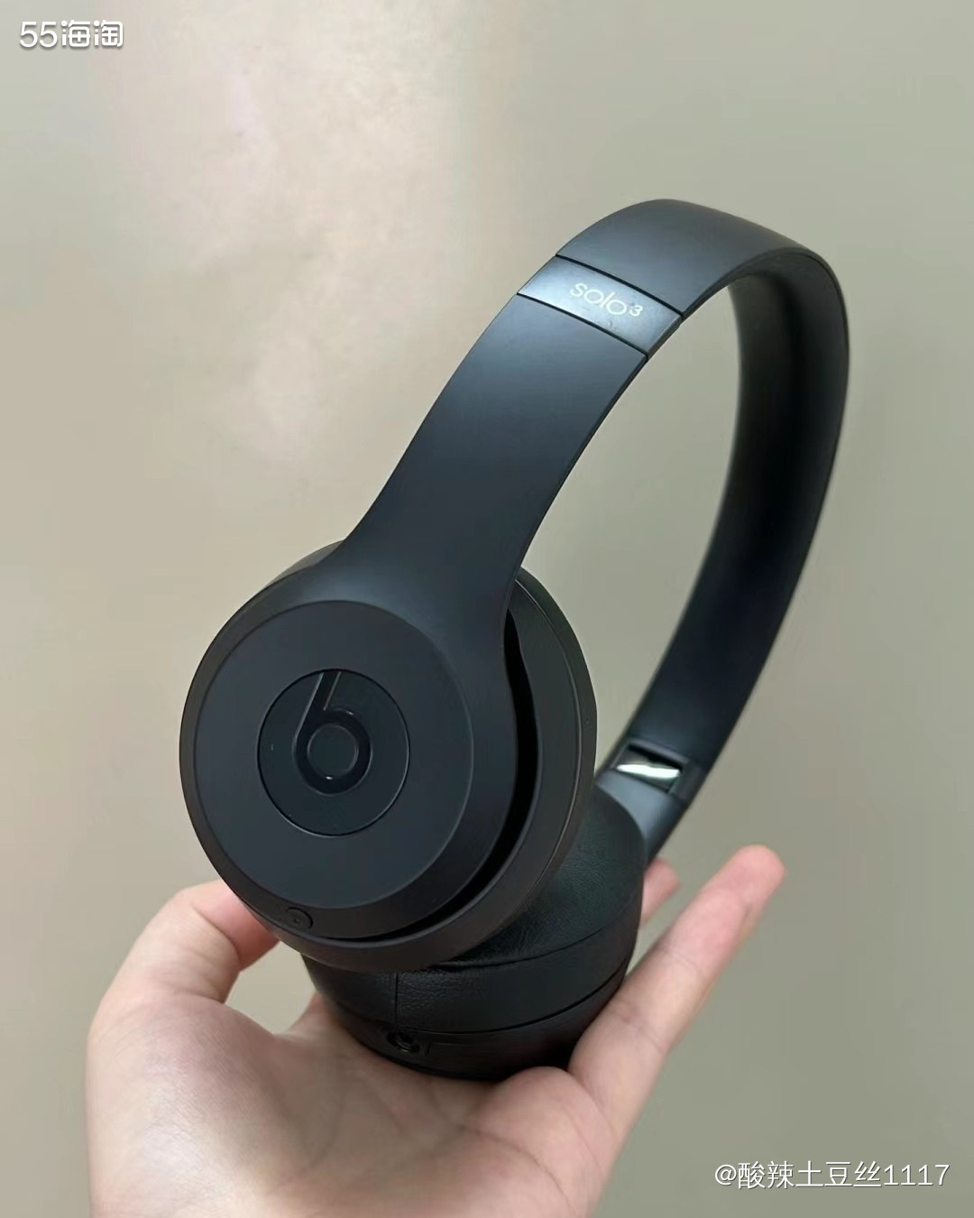 beats solo3前苹果官网售价是1699，而且我感觉有