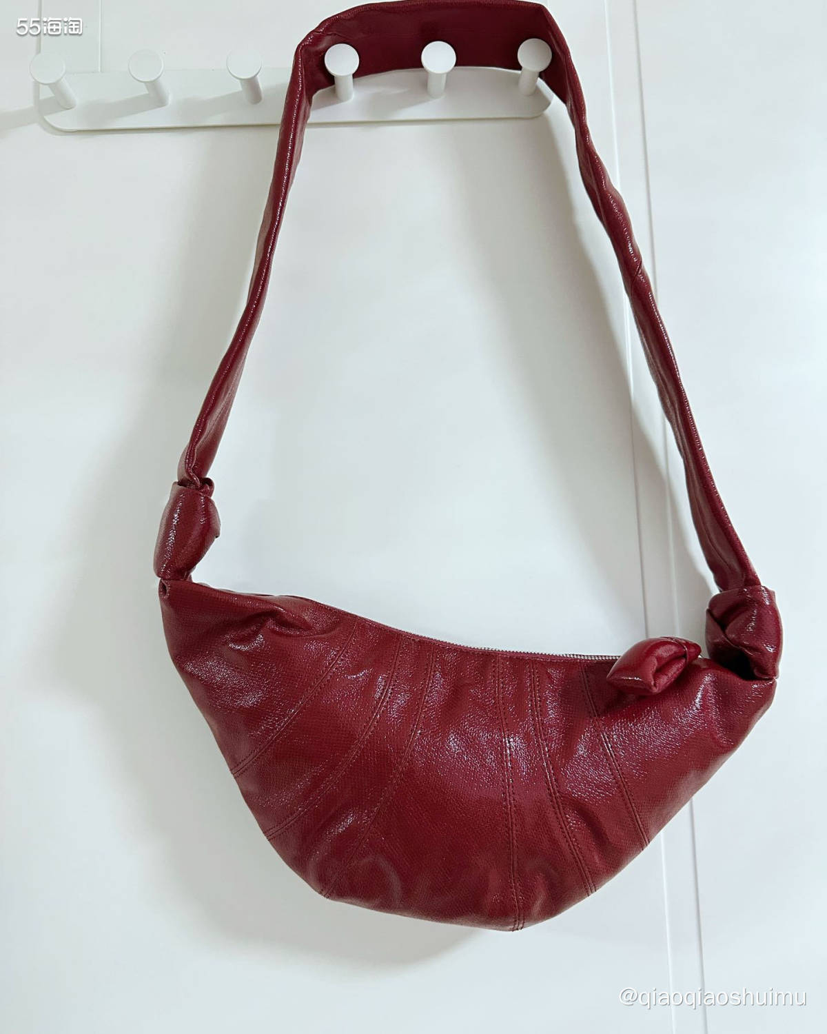 之前就总看别人晒lemaire牛角包，没什么感觉，就忽然有一