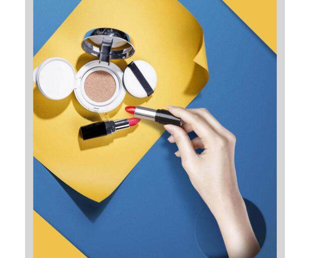 各位社区的达人姐姐们，想问下我丝芙兰生日礼应该是上个月的，但