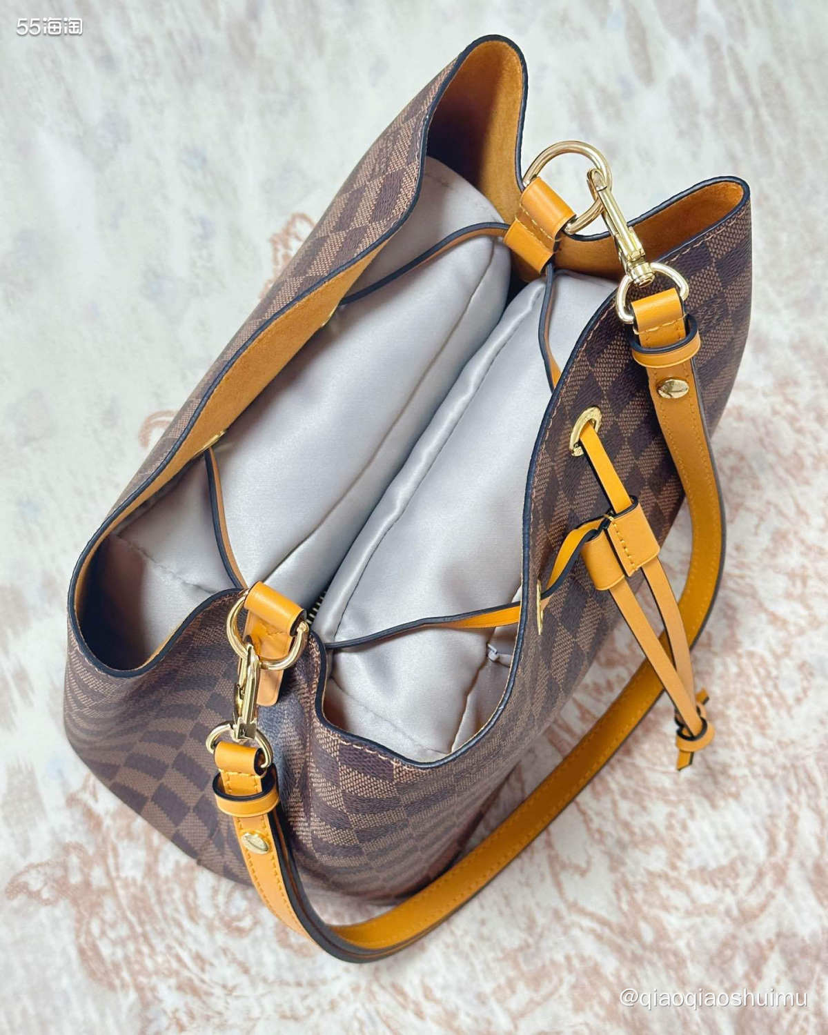 最近一直致力于给包包买各种配件，钱花了不少，但确实也提高了包