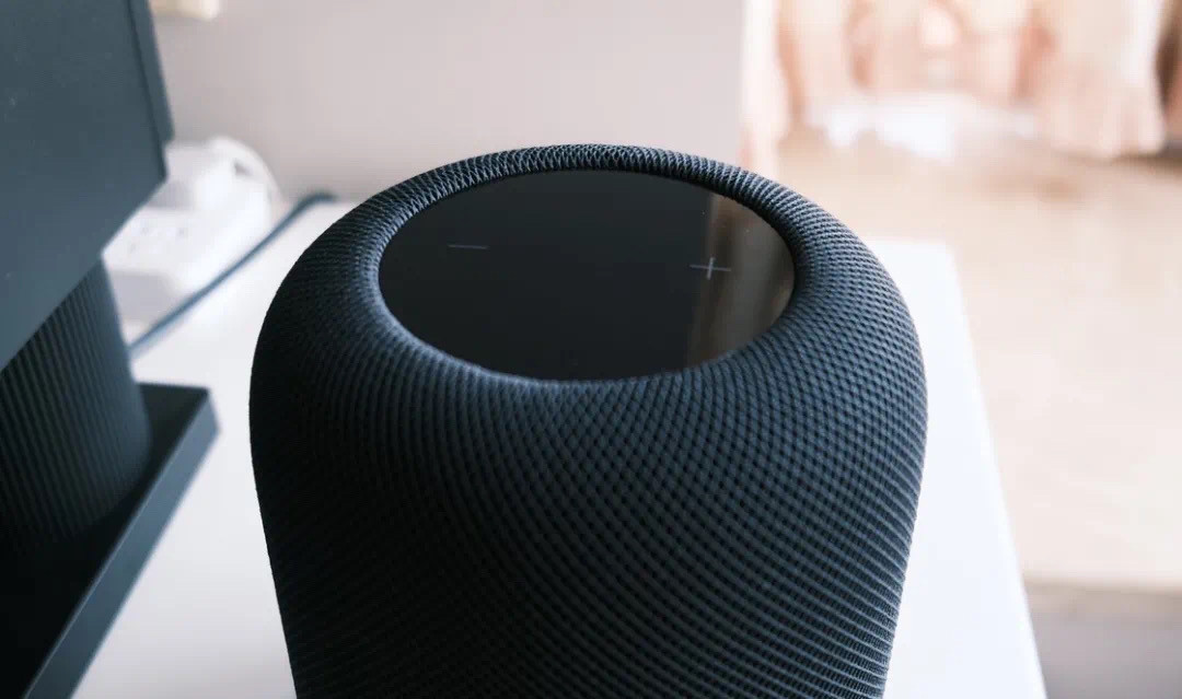 苹果的家具配件新年值得入手的还有HomePod。特别是音乐爱