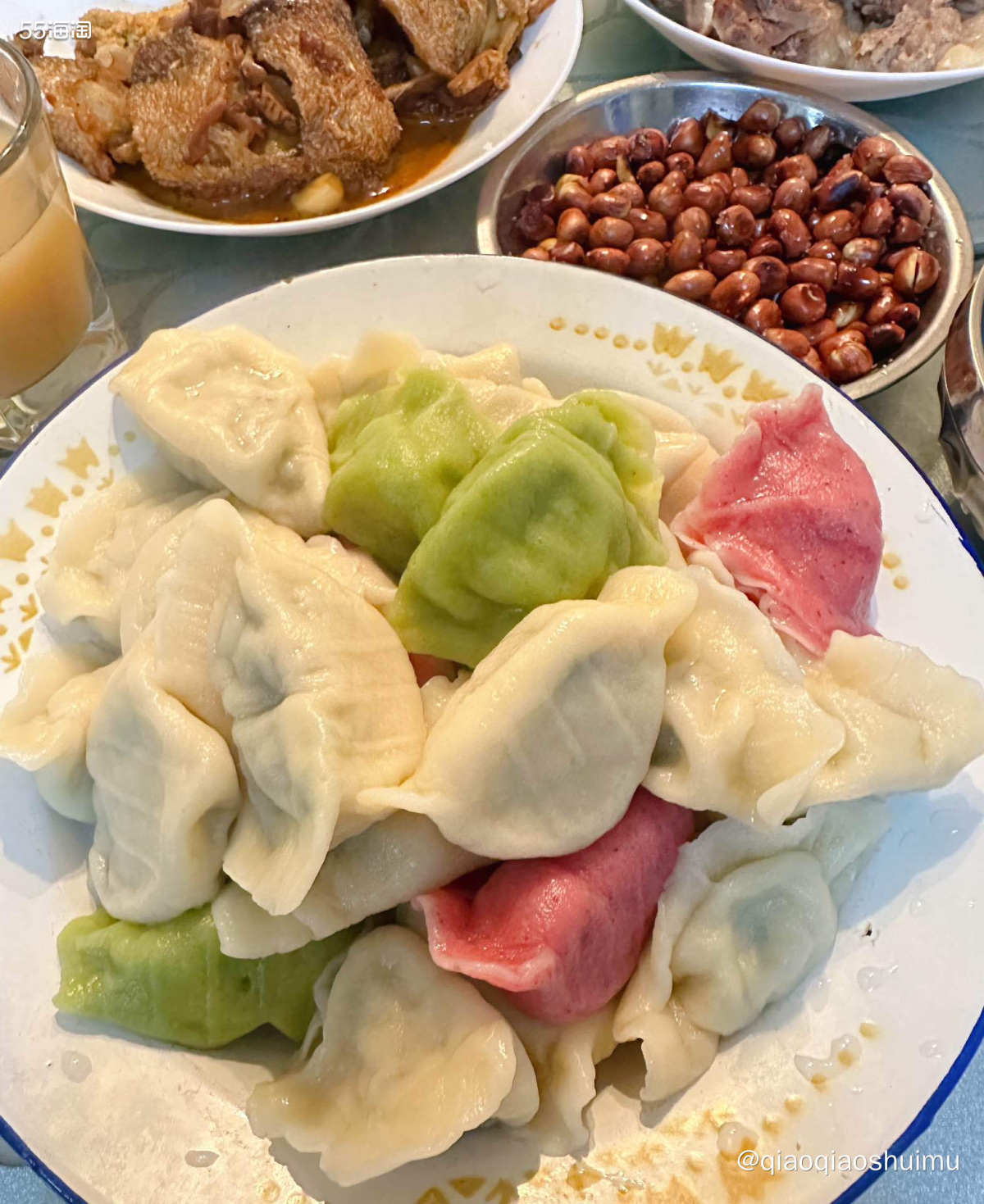 昨天元旦，公婆邀请我爸妈一起过，于是我们的四二一家庭七个人齐