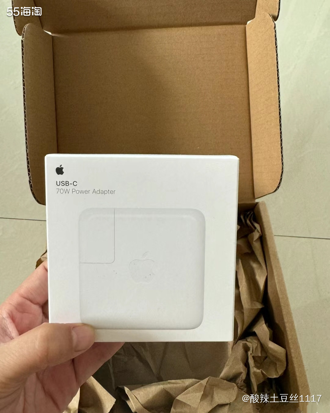 但我们都追求充电速度的快速，像这种70万V的电源适配自己是否