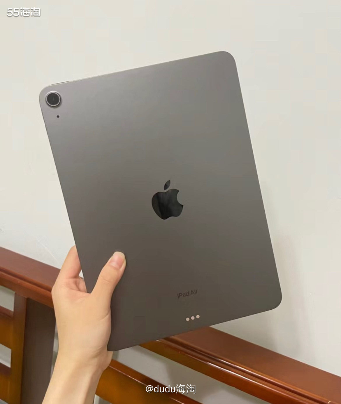 💓新的一年准备换一台iPad了，我现在手里在用的还是iPa