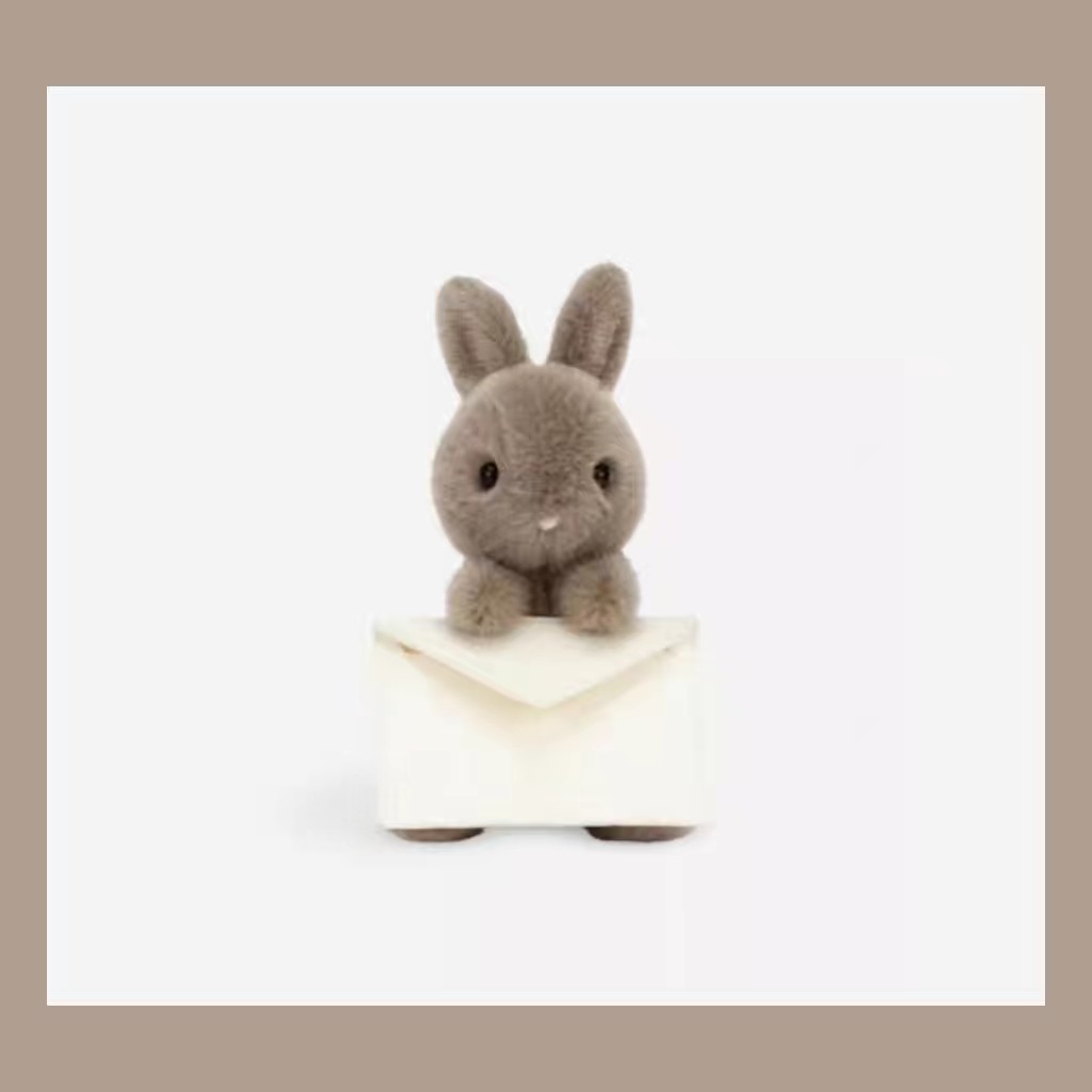 Jellycat的风格还是一如既往的可爱，这只邦尼小兔兔也太
