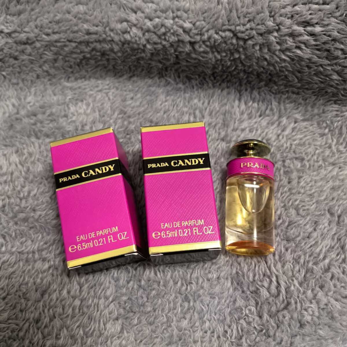 ☑开箱： 丝芙兰润唇膏 Ysl粉底液 普拉达q香  ☑下单地