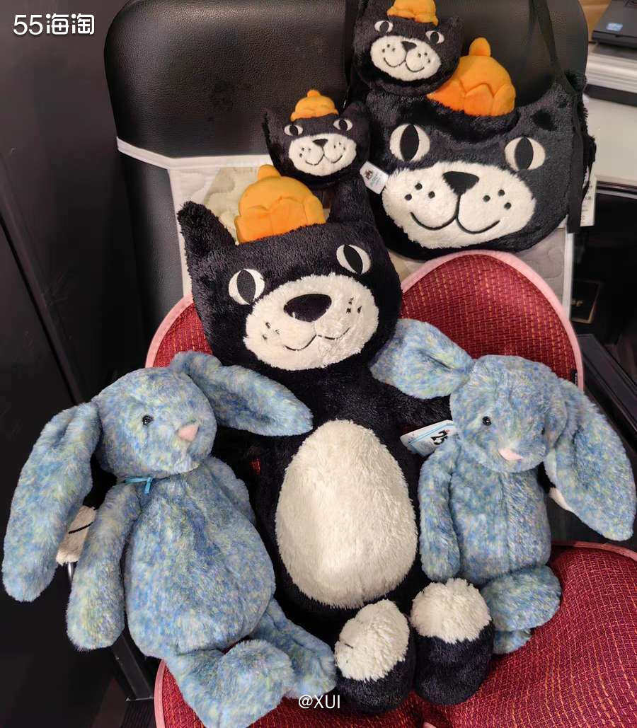 前两天Jellycat官网和国内同步上新了一堆新品，各种颜色