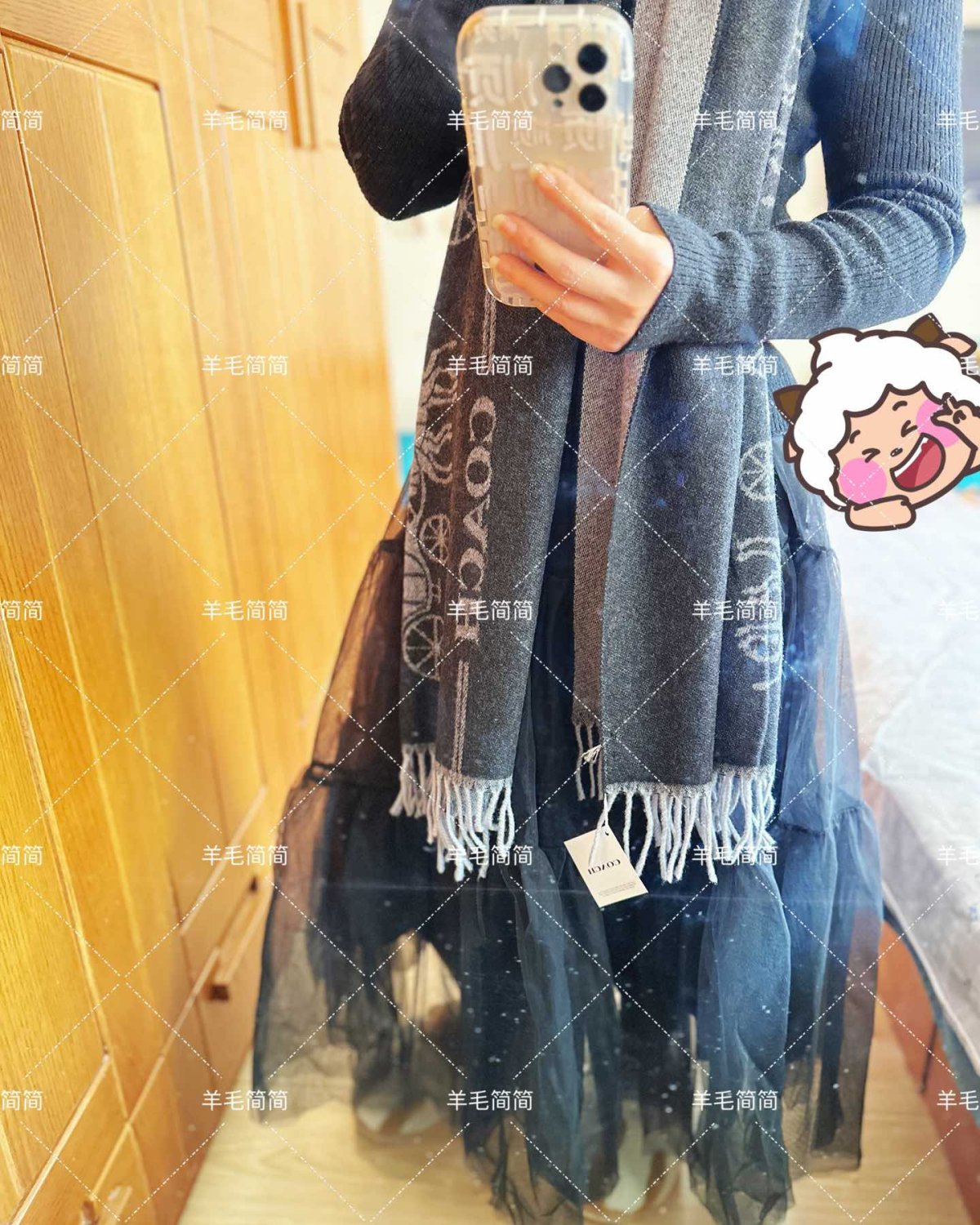 开箱产品：马车围巾×2，logo围巾×1 运输时间：11月2