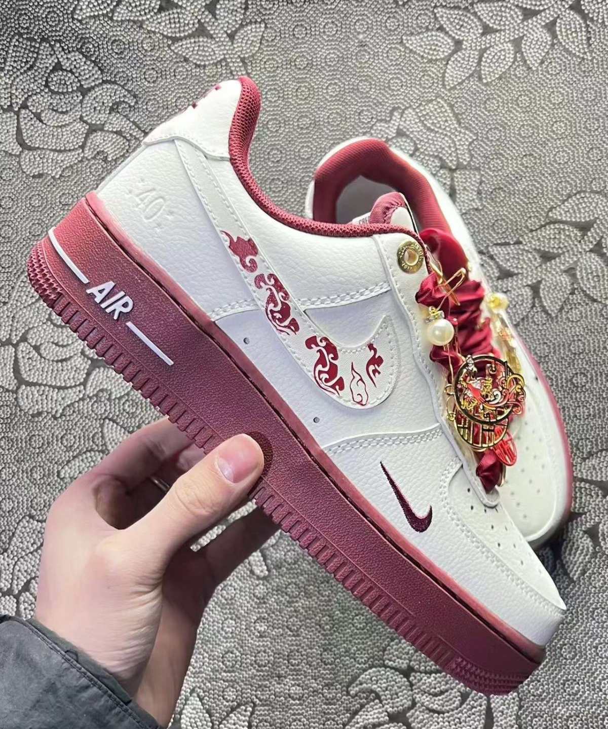 nike air force1 low 今年出的龙年限定没有