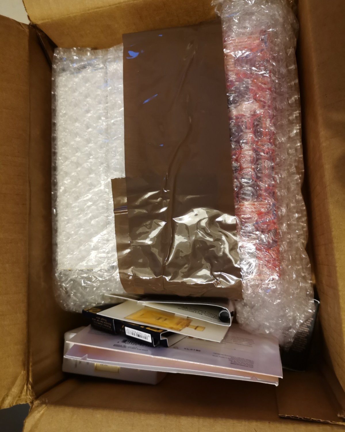 ✅冬天皮肤太太太干燥了，所以海淘了2个香奈儿Coco系列的身