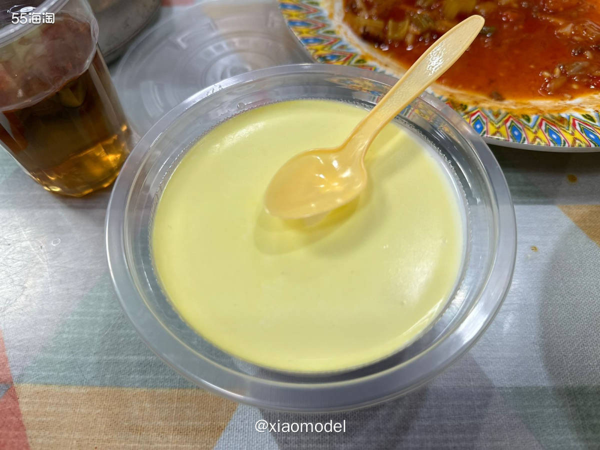 打卡新疆胡玛尔饭店总店！  今天去探望一个朋友，中午在她家吃