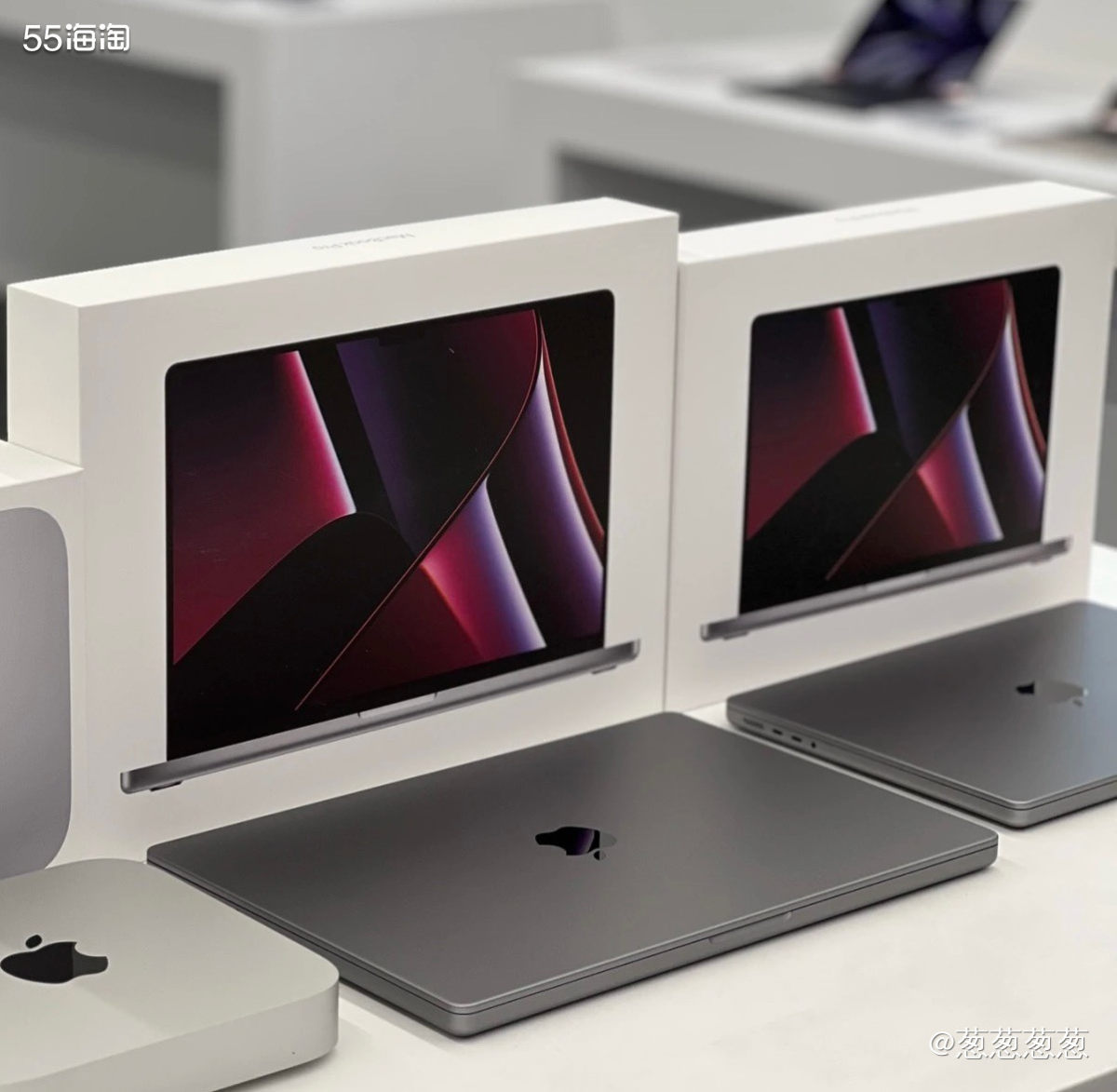苹果笔记本一直深受大家欢迎，除了实用型性价比高的air系列，