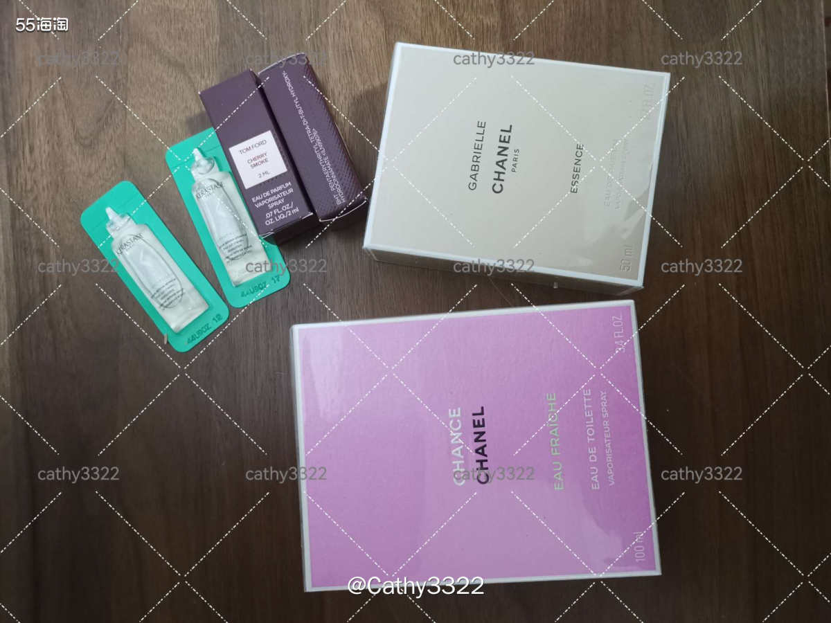 🌸这个是之前丝芙兰买的八折的Chanel香水把  🌸这个