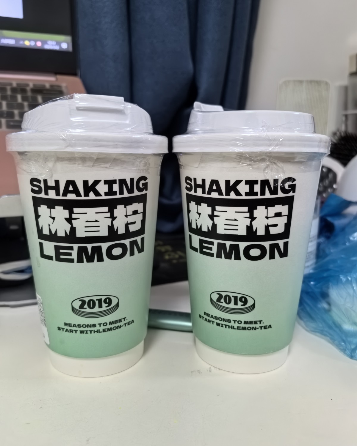 今天在月嫂的眼皮底下点了柠檬茶 还好没被发现，不然又来说我了