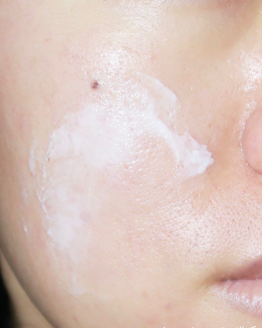 我在上下求索珂润面霜的平替 目前为止这个东西不能算是平替 但