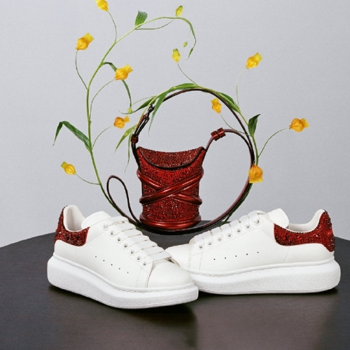 MIINTO中文官网：Alexander McQUEEN 亚历山大麦昆 品牌推荐