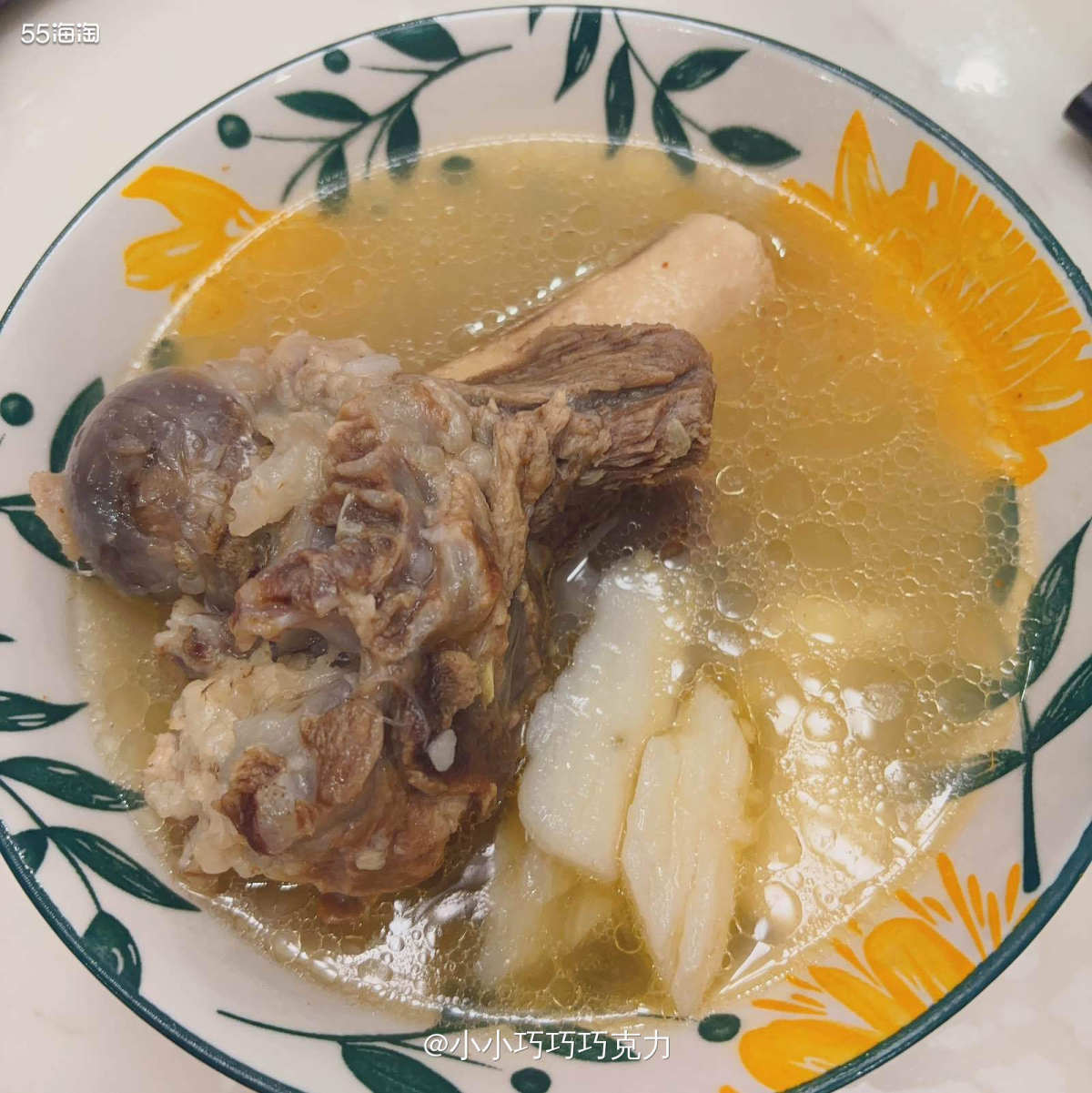 上周收到了同事寄来的老家的特产山yao，这个山yao去年吃过