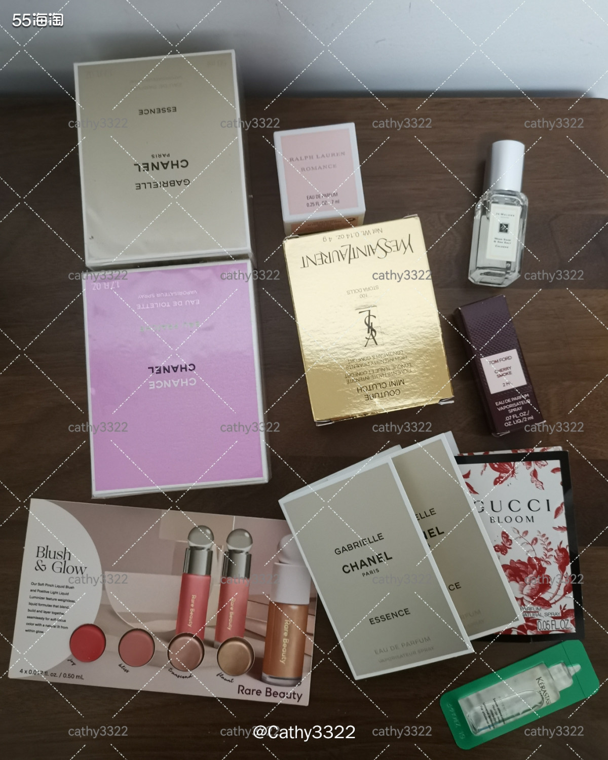 🌸今天清客厅，发现有个快递盒子没拆，打开居然是香奈儿，感觉