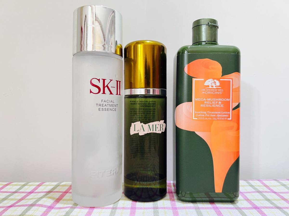 1.SK-II神仙水 虽然是油皮小伙伴的爱用物，但是我这个混