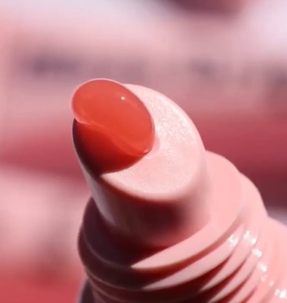 Kylie唇蜜gloss drip颜色有哪些？哪个色号值得海