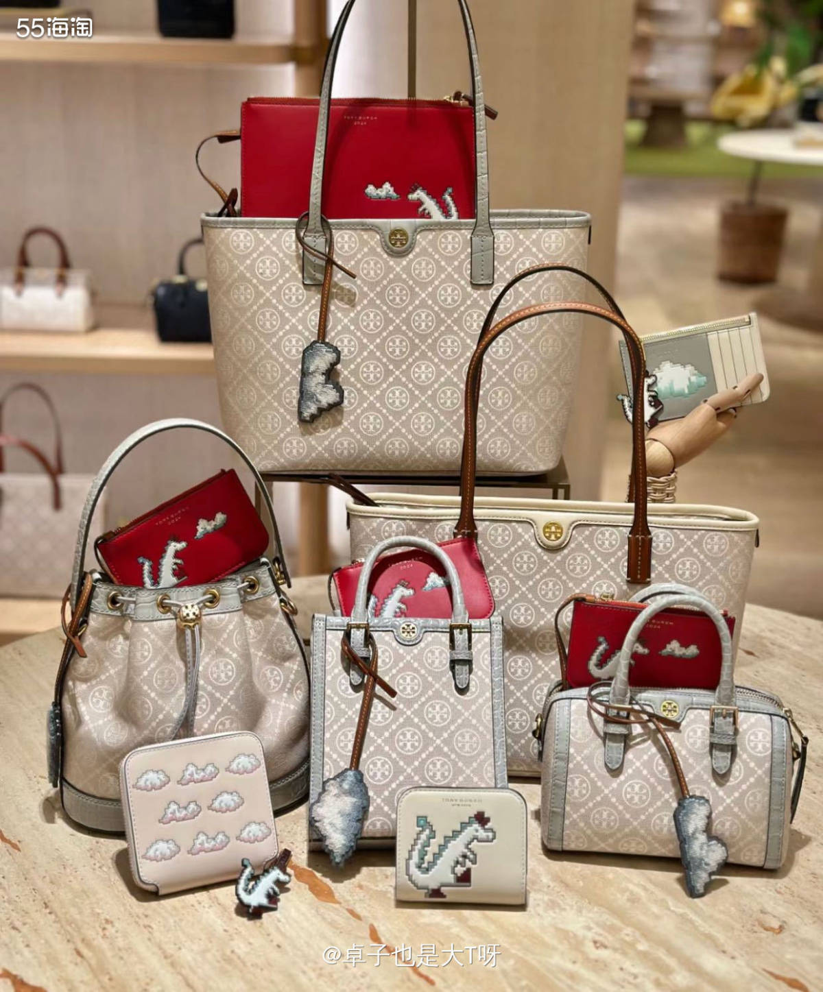 2024年龙年，Toryburch就出了限定款的系列包～  