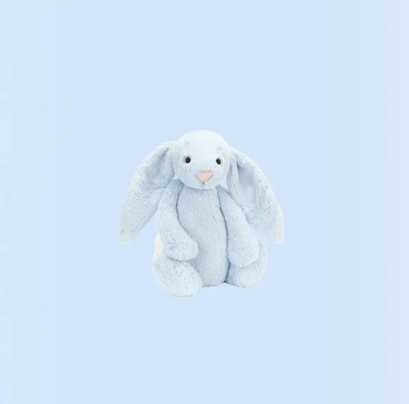 jellycat这个品牌相信大家都比较熟悉吧，很多成人、小孩