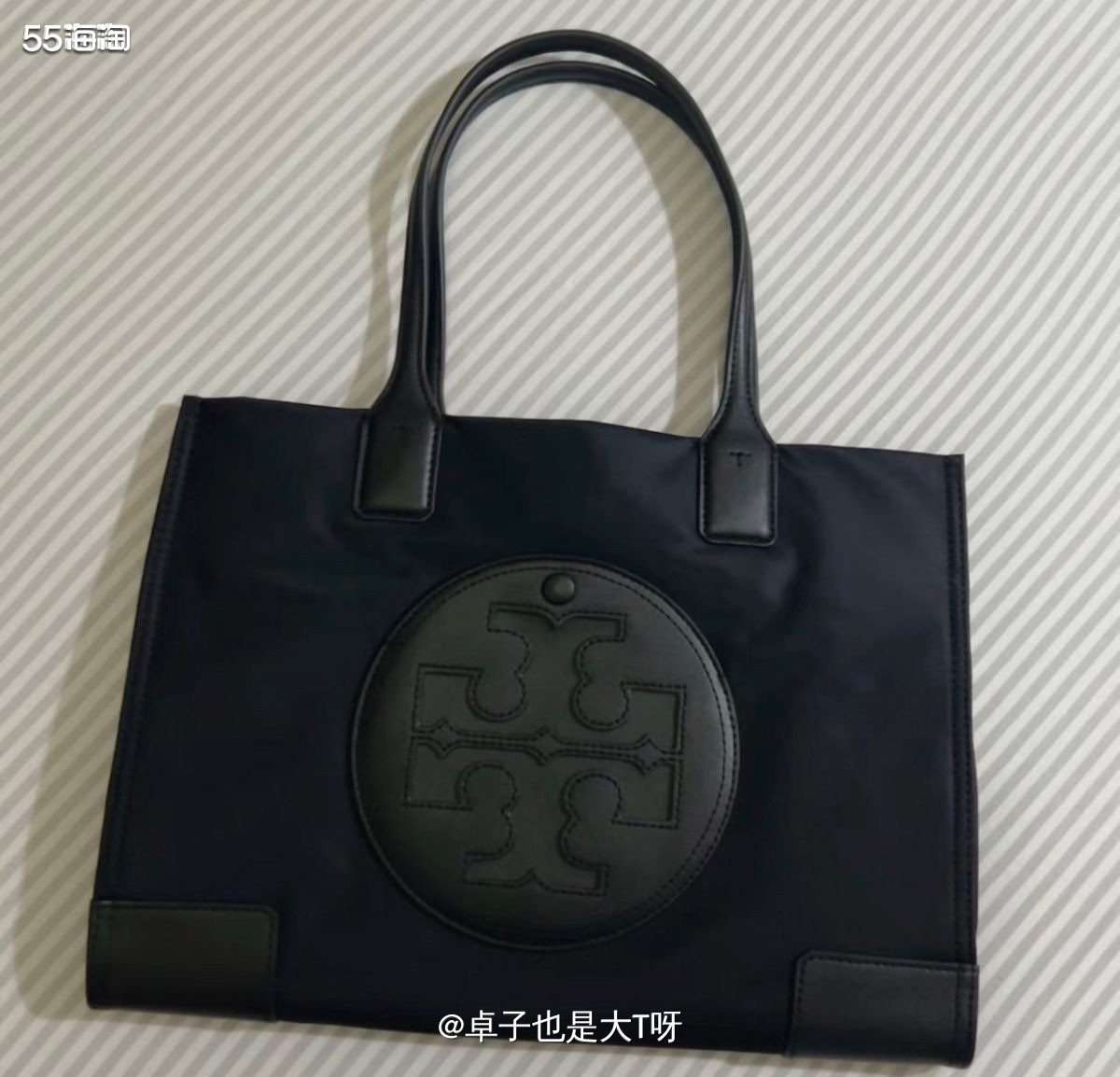品牌:Toryburch 款式:黑色托特包 材质:尼龙+皮革